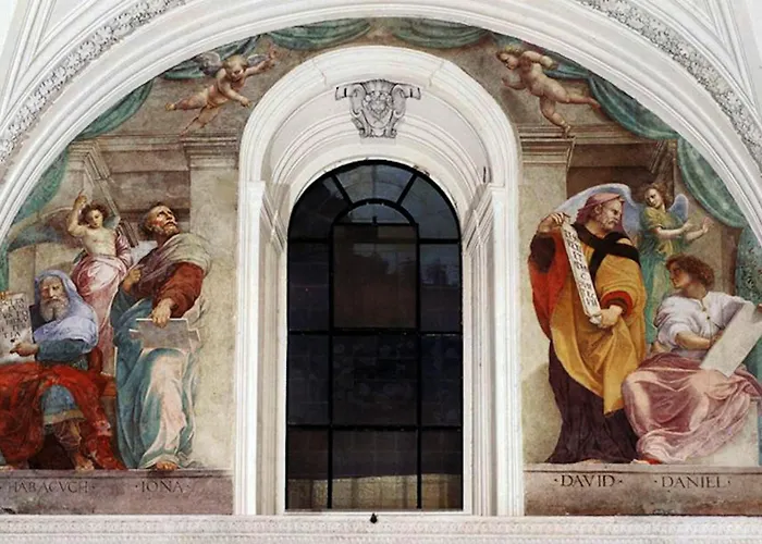 Chiostro Del Bramante - Art Museum Experience
